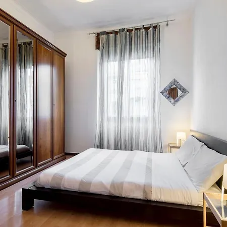 Happy & Beautiful Flat In Apartamento Milán